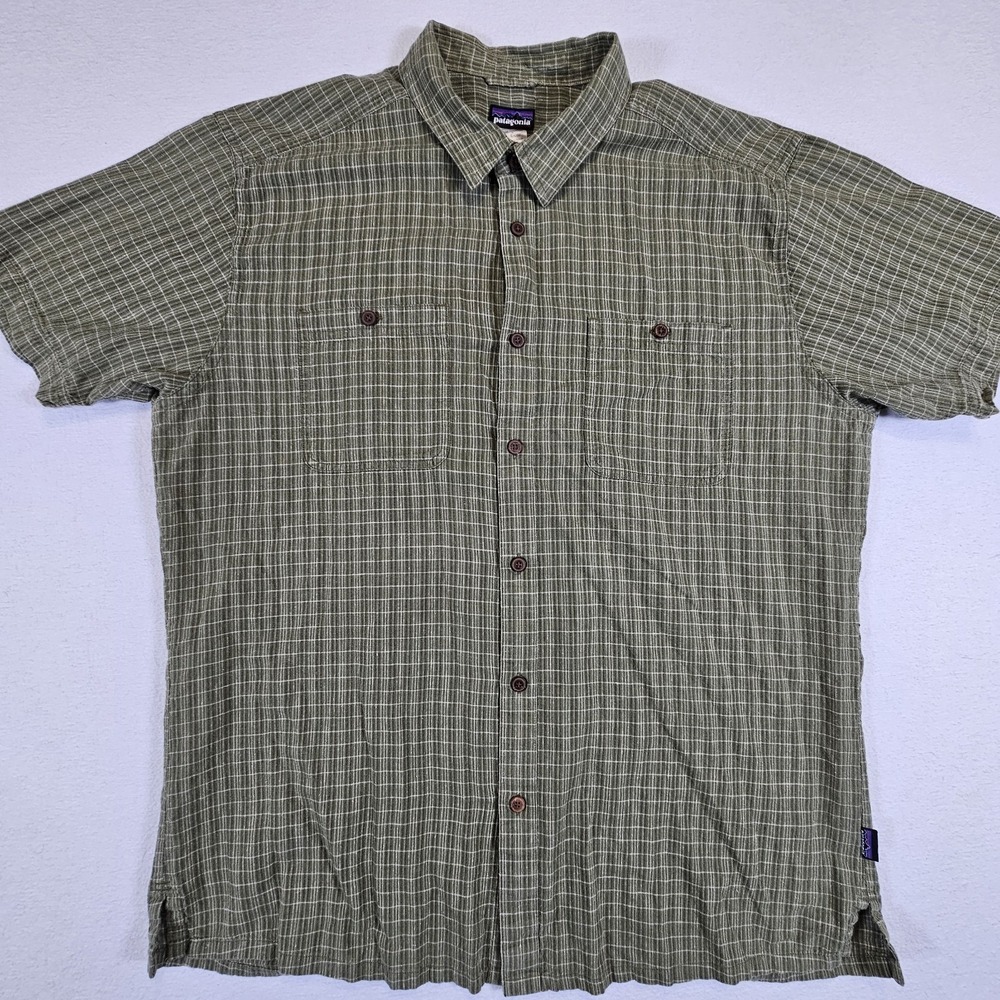 Patagonia Shirt Mens XL Green Plaid Gorpcore Pockets Casual Short Sleeve